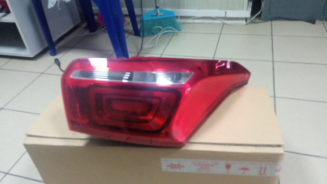 Lampa zespolona tylna prawa Peugeot/Citroen 9818810280 cena, od 170,50 USD
