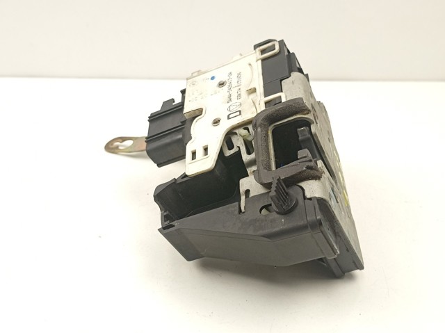 5W4A5426413DA Jaguar Zamek drzwi tylnych lewych