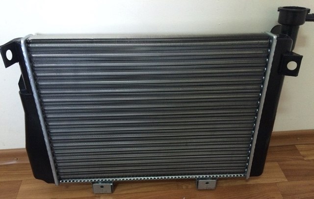 Chłodnica silnika do ВАЗ 2105  