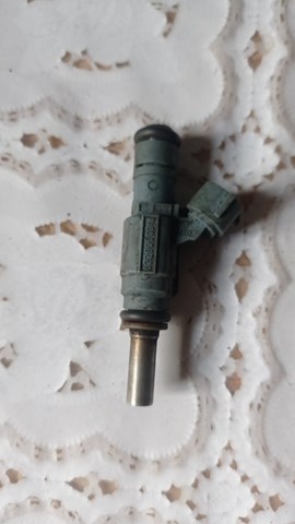 Wtryskiwacz paliwa 022906031J VAG