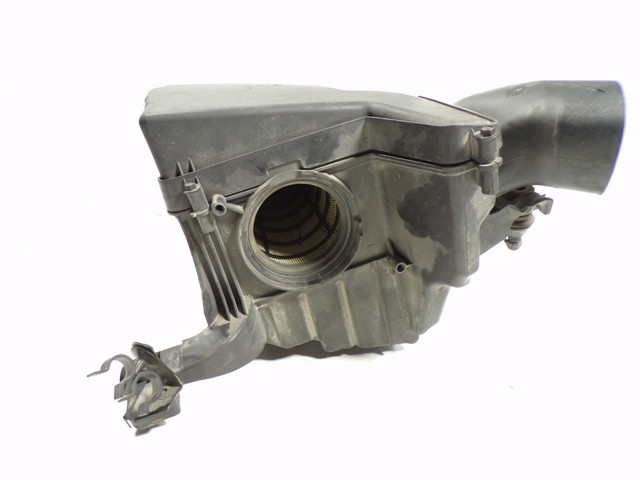 Do koszyka Obudowa filtra powietrza Ford Focus III CB8