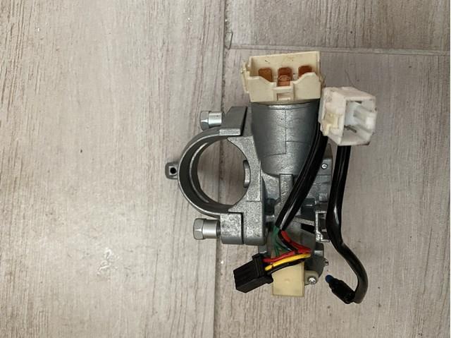 Stacyjka zapłonowa Mitsubishi Outlander I SUV (CU) (2003 - 2008) cena, od 37,33 USD