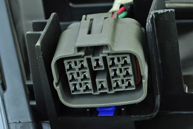 Reflektor prawy China GHP9510K0F cena, od 134,16 USD