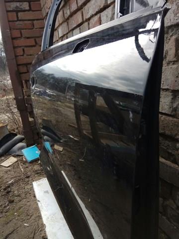 Drzwi przednie prawe 32228849 Volvo