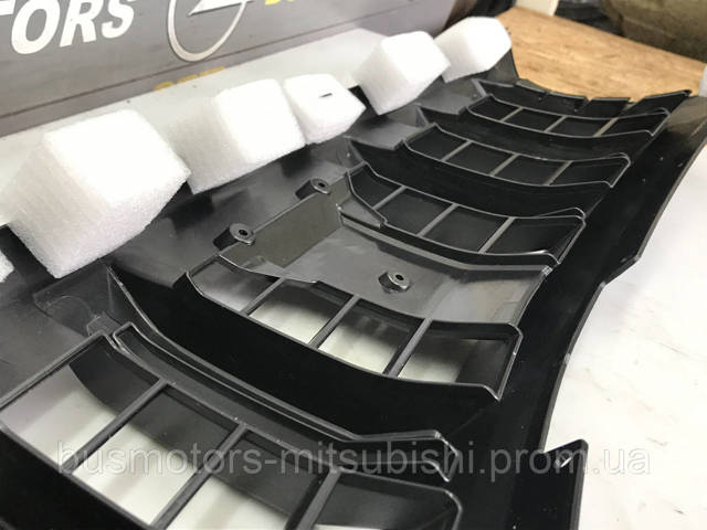 Atrapa chłodnicy Mitsubishi 7450A885 cena, od 272,41 USD