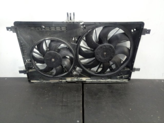 Wentylator elektryczny układu chłodzenia kompletny (silnik+wirnik) Renault (RVI) 214815872R cena, od 168,55 USD