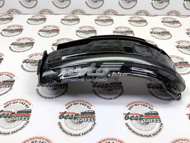  Land Rover LR114758 cena, od 90,57 USD