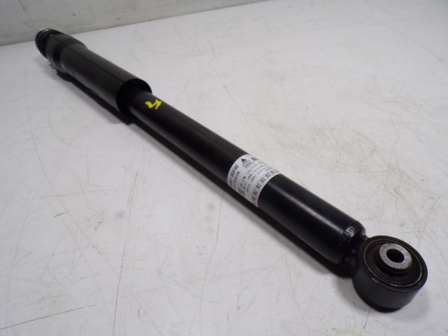  Amortyzator tylny Toyota Yaris 
