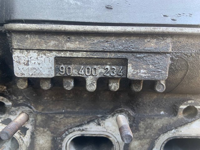 Głowica cylindrów Opel 90400234 cena, od 232,44 USD