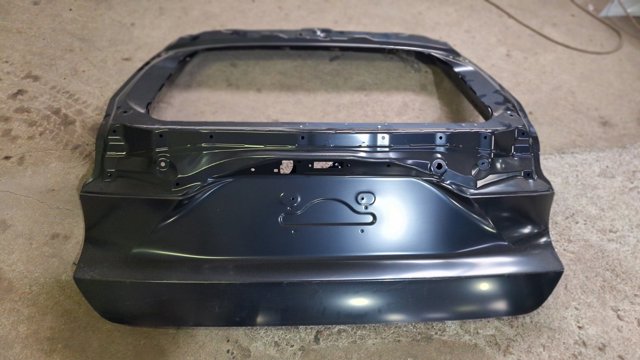 Drzwi tylne (bagażnika 3/5) 6700548A50 Toyota