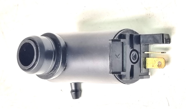 Do koszyka Q3750028 Q-fix Pompka spryskiwacza szyby przedniej