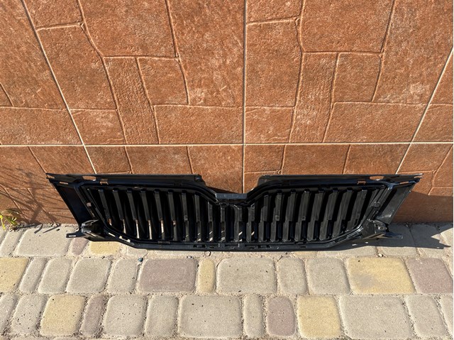 Do koszyka 5E0853651 VAG Atrapa chłodnicy