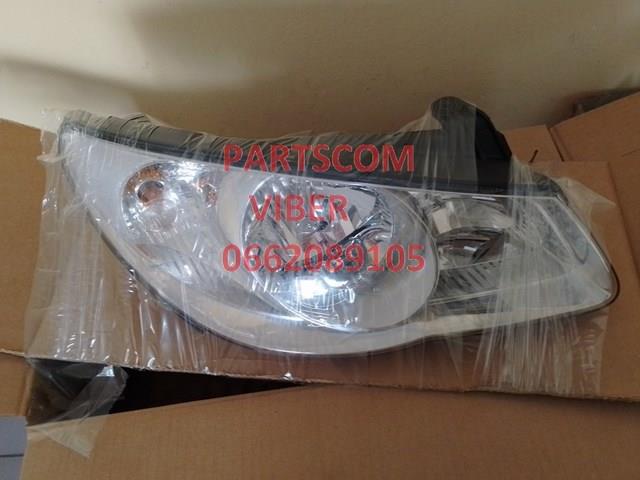 921022H021 Hyundai/Kia Reflektor prawy