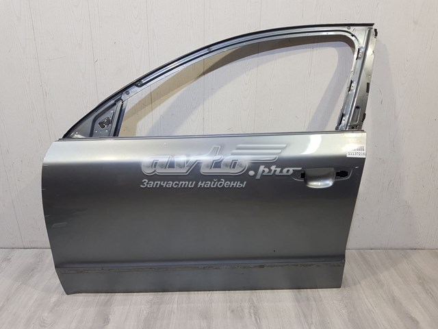 Do koszyka Drzwi przednie lewe Skoda SuperB II 3T4