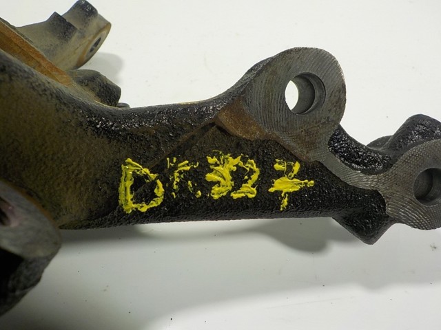 Czop (zwrotnica) przedni lewy Peugeot/Citroen 9826878080 cena, od 153,95 USD