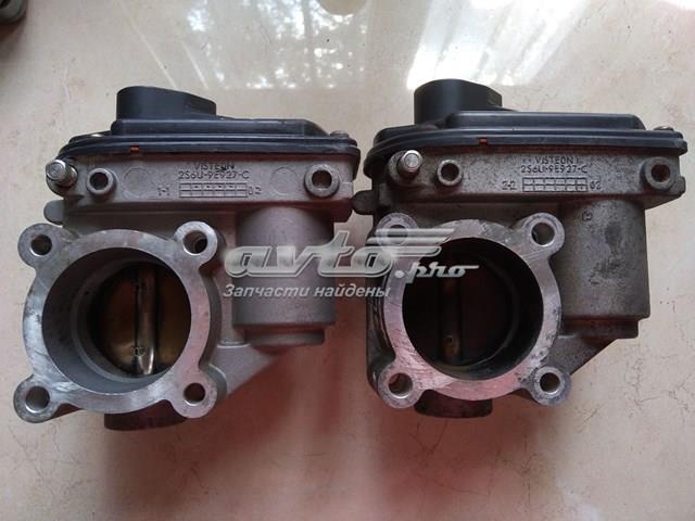 Do koszyka 2S6U9E927D Ford Przepustnica, komplet