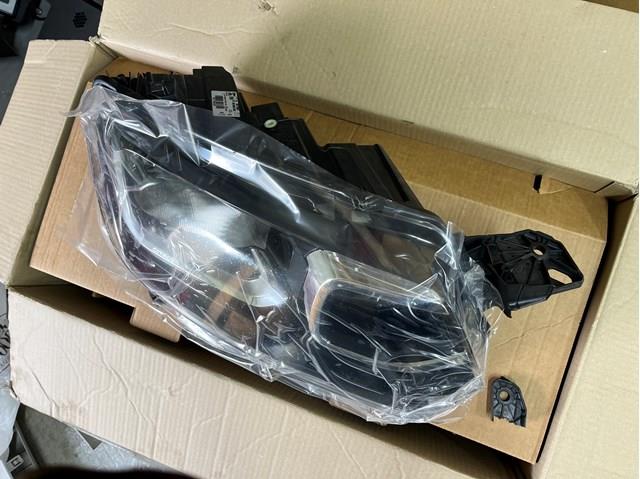 9816824780 Peugeot/Citroen Reflektor prawy