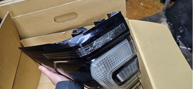 Lampa zespolona tylna prawa Toyota 81551WQ010