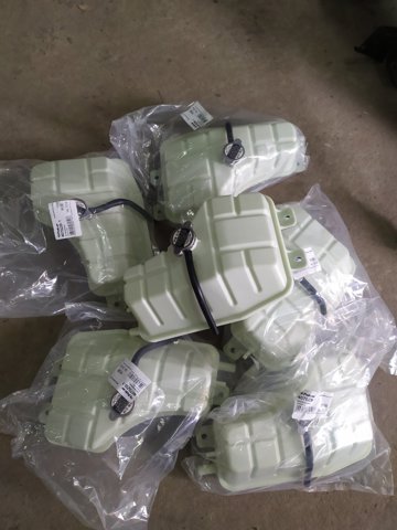 Zbiorniczek wyrównawczy układu chłodzenia Polcar 4070ZB1 cena, od 56,45 USD