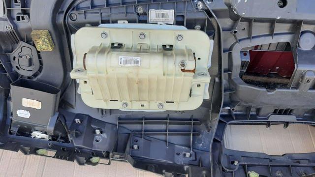Do koszyka 681000022R Renault (RVI) 