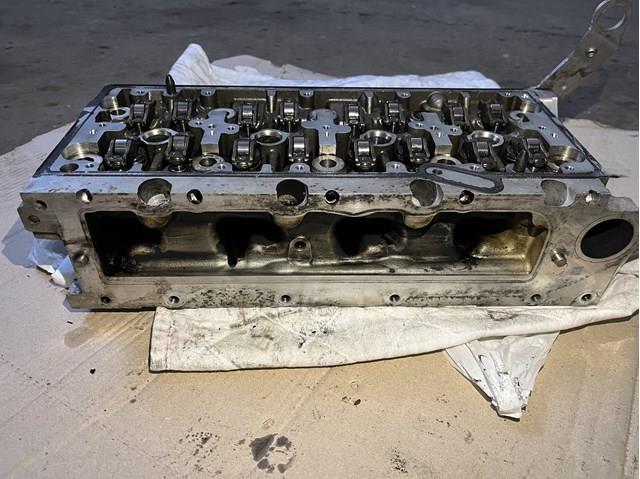 Głowica cylindrów Skoda Octavia III A7 liftback (5E3, NL3, NR3) (2012 - 2021) cena, od 655,78 USD