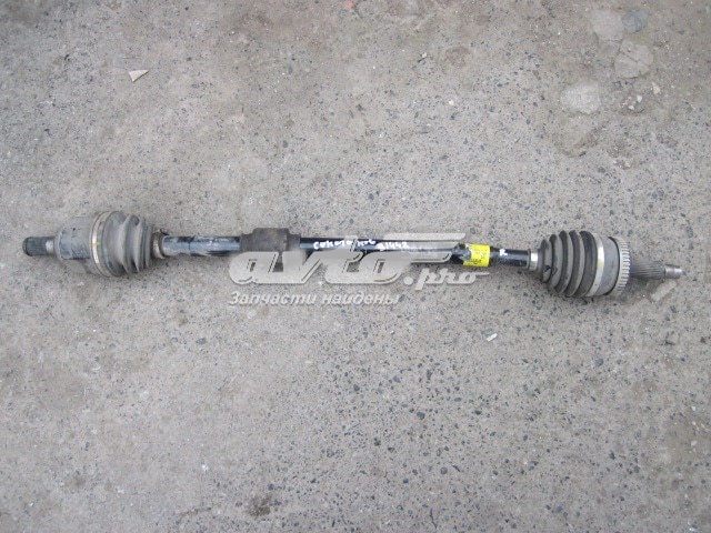 Półoś napędowa przednia prawa 495013S251 Hyundai/Kia