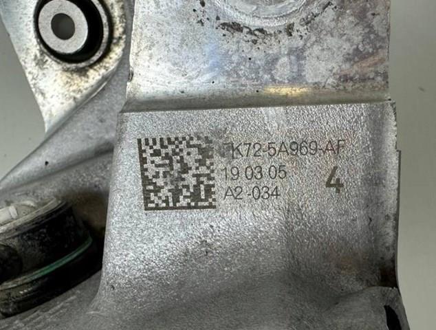 Czop (zwortnica) tylny lewy LR087650 Land Rover