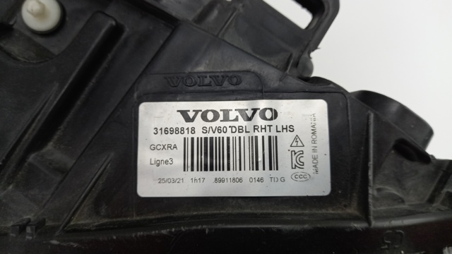 Reflektor lewy Volvo 31698818 cena, od 94,11 USD