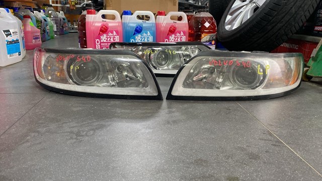 Reflektor lewy Volvo 31265694