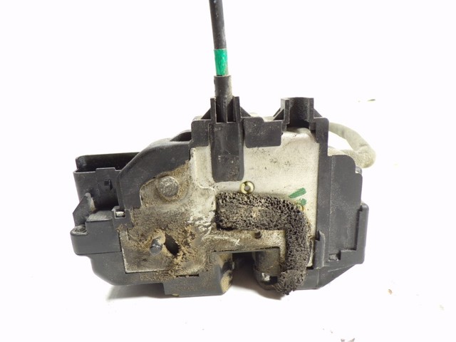 Zamek drzwi tylnych prawych do Nissan Qashqai I J10