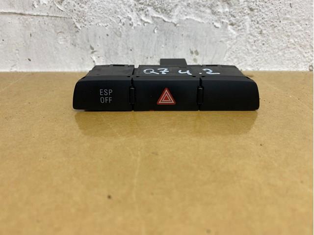  Przycisk włączania światła awaryjnego Audi Q7 