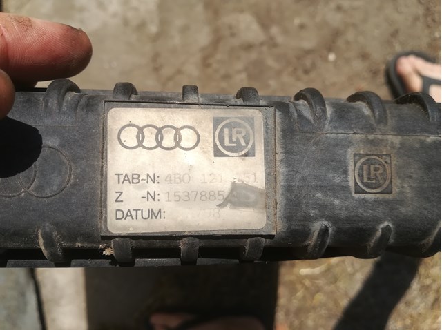 Chłodnica silnika VAG 4B0121251 cena, od 121,25 USD