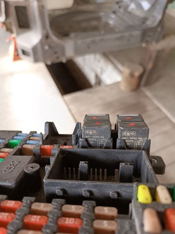 Do koszyka YQE500420 Land Rover 