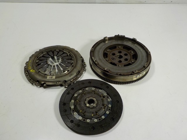 Zestaw sprzęgła (3 części) Fiat/Alfa/Lancia 55235562 cena, od 215,39 USD