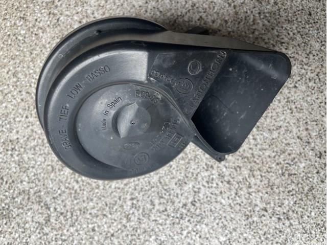 Sygnał dźwiękowy (klakson) VAG 4H0951221 cena, od 64,76 USD