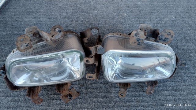 92102H1010 Hyundai/Kia Reflektor prawy