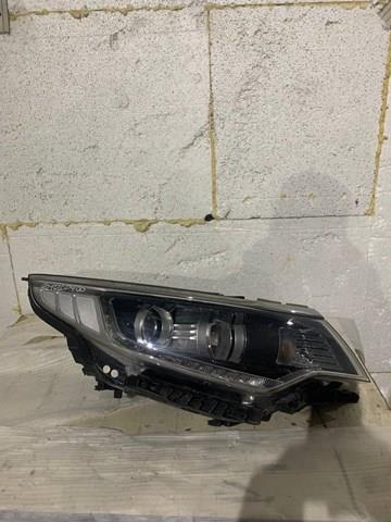 92102D4070 Hyundai/Kia Reflektor prawy