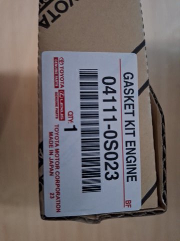 Zestaw uszczelek silnika pełny Toyota 041110S022 cena, od 430,35 USD
