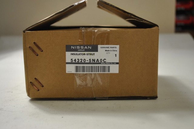 543205NA0C Nissan/Infiniti Poduszka amortyzatora przedniego