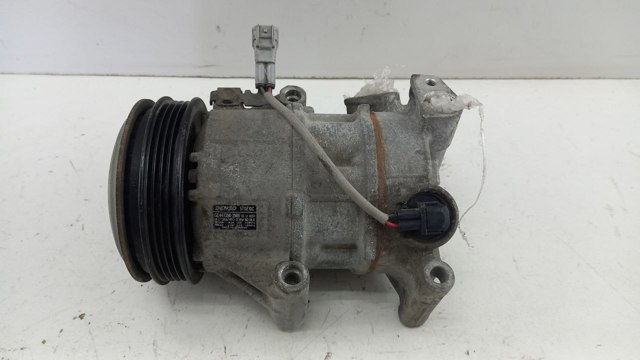 Sprężarka klimatyzacji Toyota 4472502500