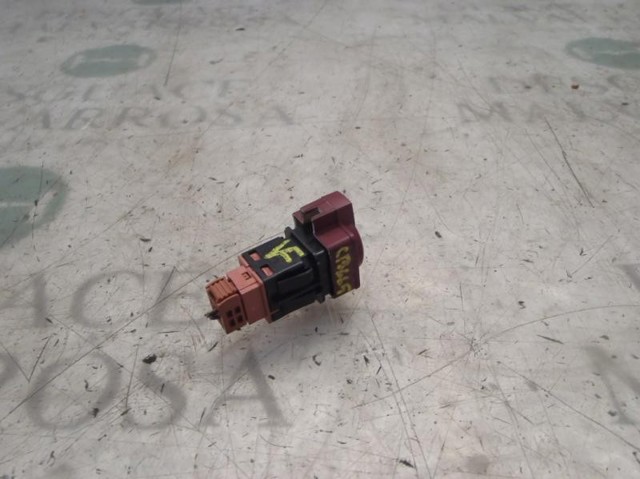  Przycisk włączania światła awaryjnego Citroen C4 1