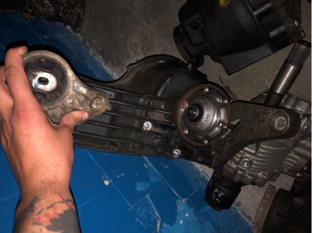 Do koszyka Półoś tylna Audi A4 B7 8EC