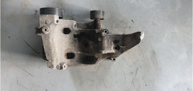 Wspornik alternatora do BMW 7  E65, E66, E67