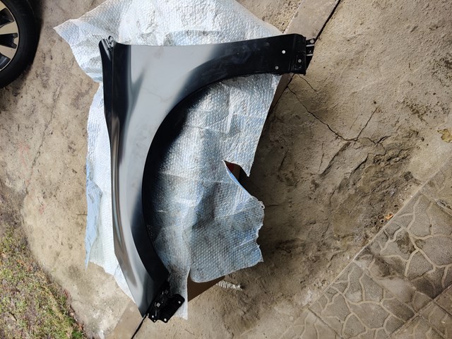 Błotnik przedni lewy do Subaru Outback V B15, BS