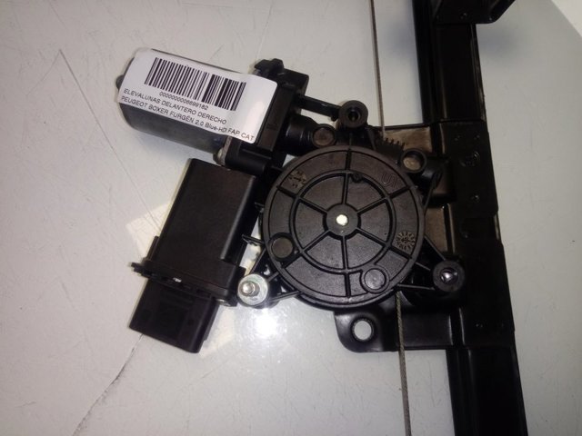 Mechanizm podnoszenia szyby drzwi przednich prawych 1368921080 Peugeot/Citroen