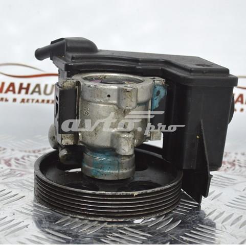 Pompa wspomagania hydraulicznego kierownicy Peugeot/Citroen 9631411580