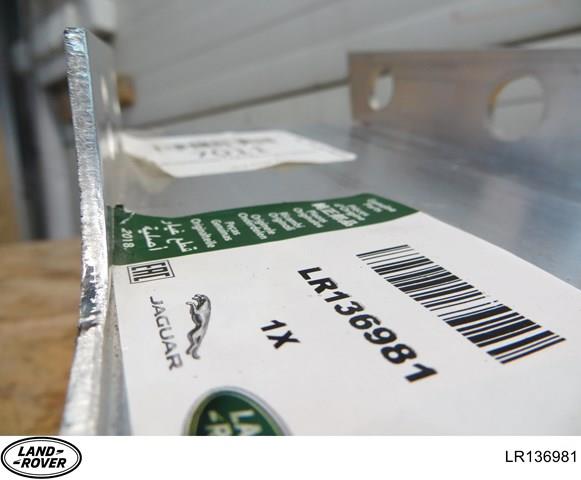 Do koszyka LR136981 Land Rover Wzmocnienie zderzaka przedniego
