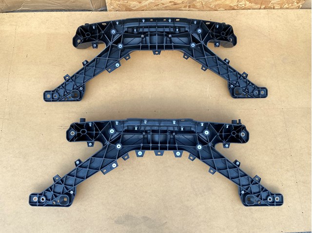 Osłona chłodnicy kompletna (panel mocowania reflektorów) FPS FP8504200 cena, od 73,01 USD