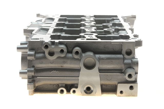 Głowica cylindrów AMC 908260