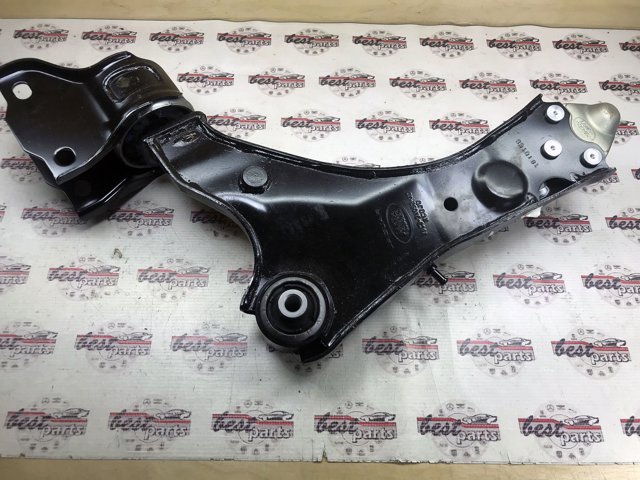 Wahacz zawieszenia przedniego dolny prawy Land Rover LR115121 cena, od 163,88 USD